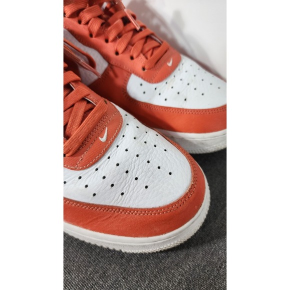 Nike Air Force 1 Yellow Low Top Leather Men\'s Athletic Sneakers main image 4